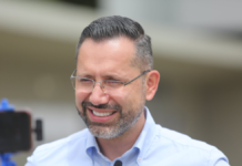 Ministro de Vivienda Jaime Andrés Beltrán responde a polémica por supuesto viaje a Santa Marta: ‘No es cierto que abandoné mis responsabilidades’