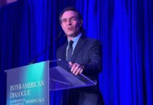 Federico Gutiérrez recibe en Washington reconocimiento internacional por las estrategias de seguridad de Medellín